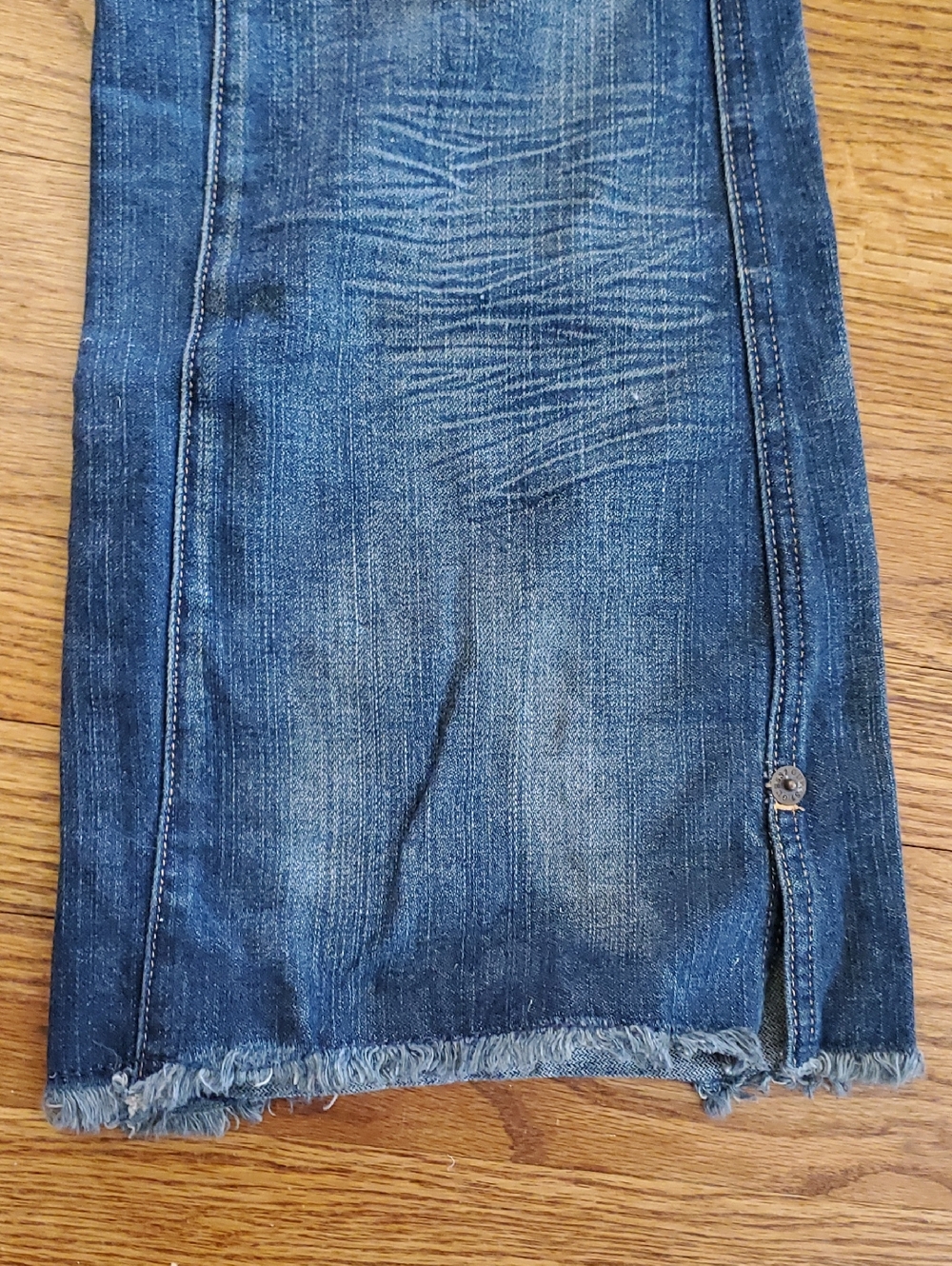 Guess Archival Vintage Early Y2K Low-Rise Jeans - Picture 4 of 16